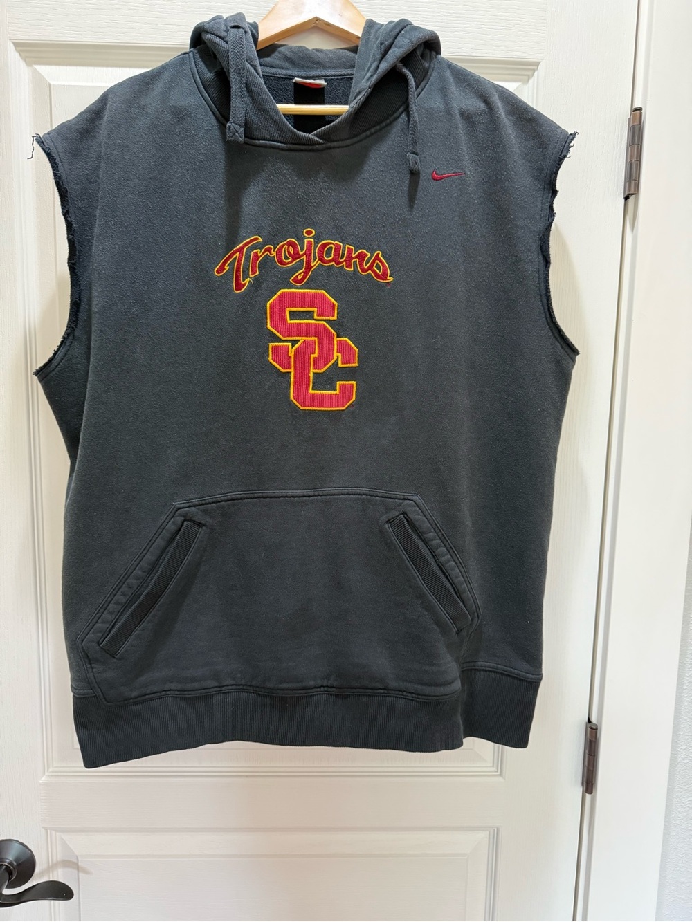 Vintage Men's Nike Cut-Off Gym Hoodie, South Carolina Trojans Red & Gold Logo